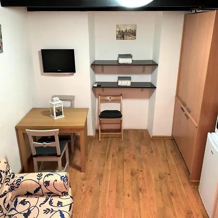 Casa Trevi 11 *